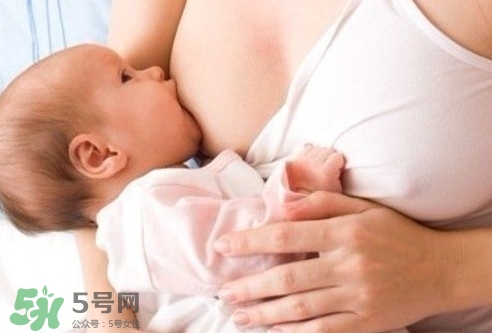 要上班了宝宝吃母乳怎么办？要上班了宝宝不吃奶瓶怎么办？