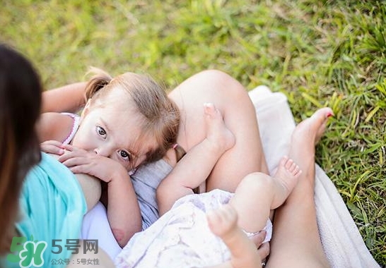 母乳能做什么？母乳可以放冰箱保鲜多久？