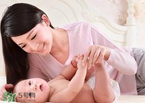 生孩子后为什么迟迟不来例假？生完孩子后多久来大姨妈？