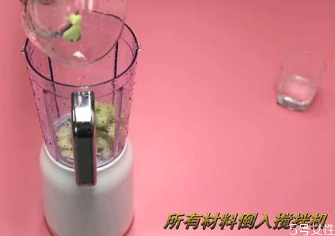 牛油果宝宝怎么吃 牛油果宝宝做辅食的做法