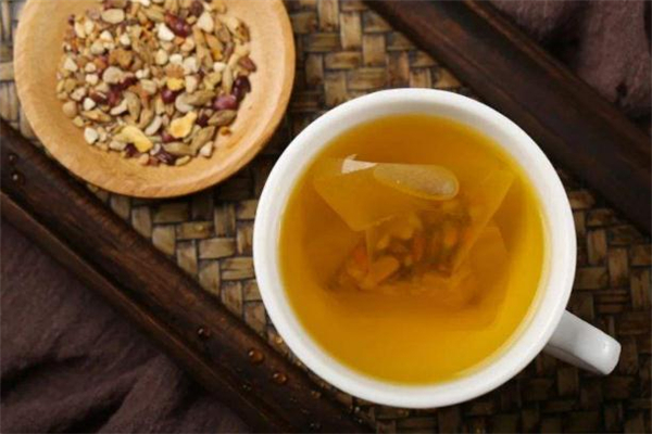 红豆薏米茶什么季节喝最好 红豆薏米茶夏天可以喝吗