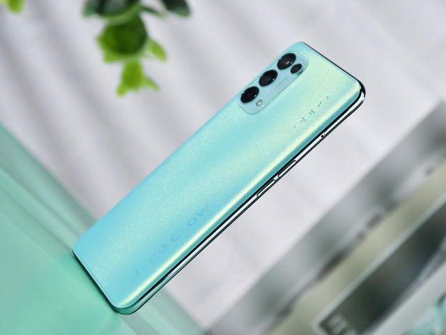 轻快明亮外观+流畅引擎护航 OPPO Reno5 K评测（审核） 