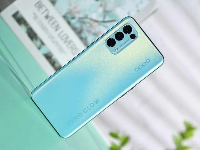 轻快明亮外观+流畅引擎护航 OPPO Reno5 K评测（审核） 