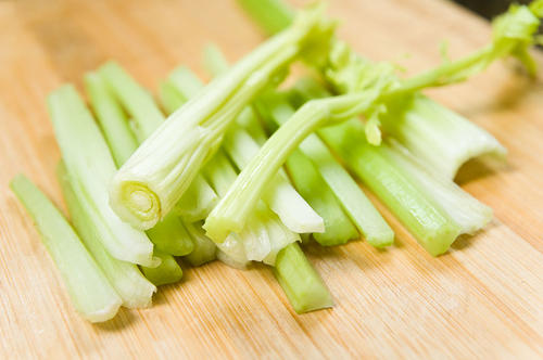 芹菜是感光食物吗 芹菜为什么是感光食物