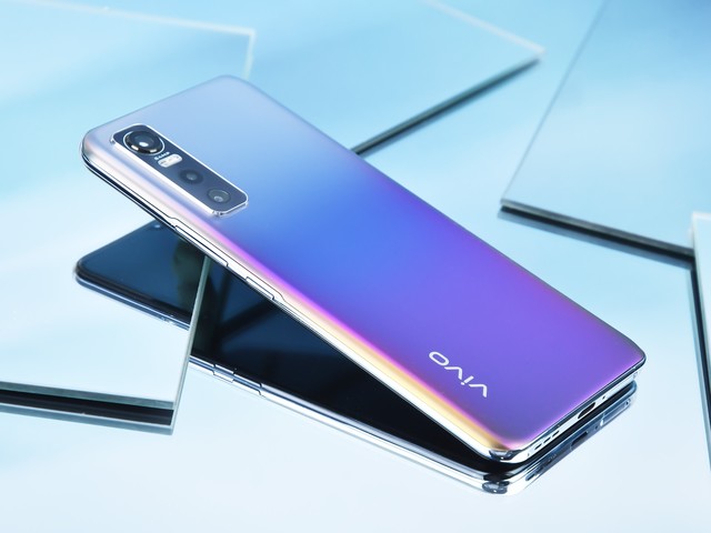 外观靓丽+6400万主摄的轻薄5G手机:vivo S7e评测