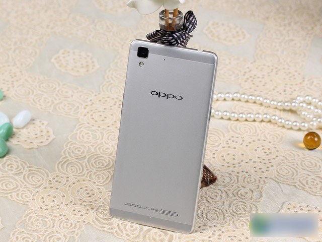 OPPO R7外观