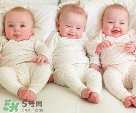 母乳喂养胸会变小吗？母乳喂养胸会不会变小？