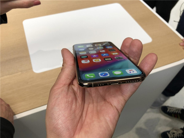 iphone XS怎么辨别真伪？iphone XS辨别手机真伪教程