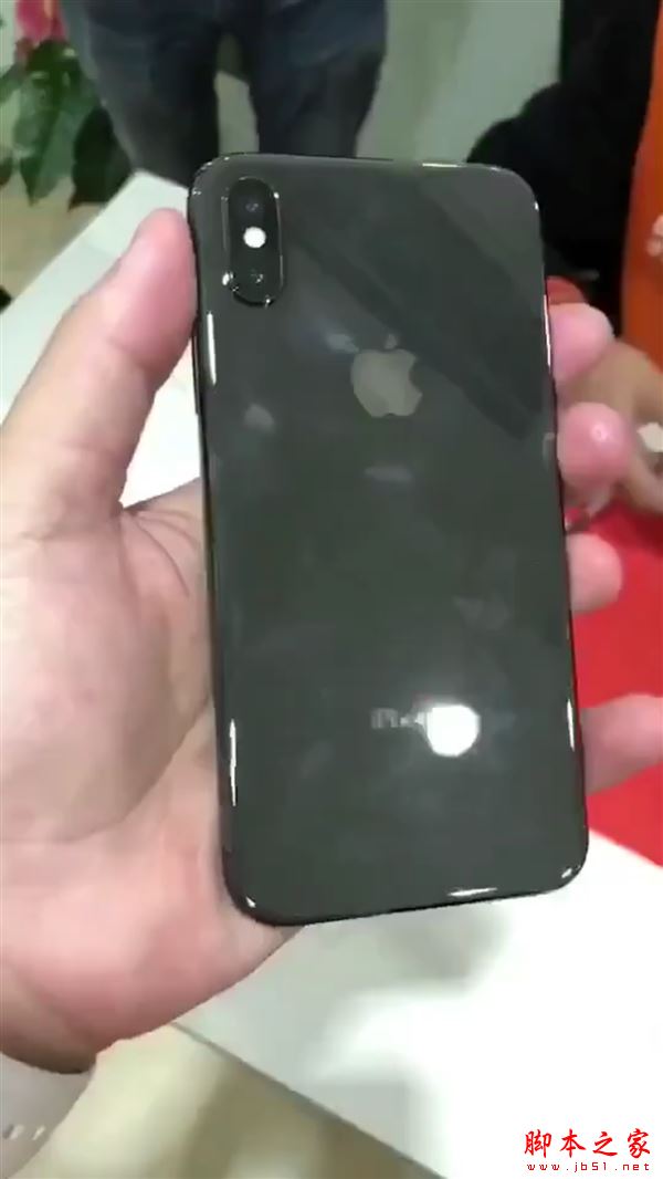 中国奉上iPhone X首拆！首次双电池/主板缩小一半